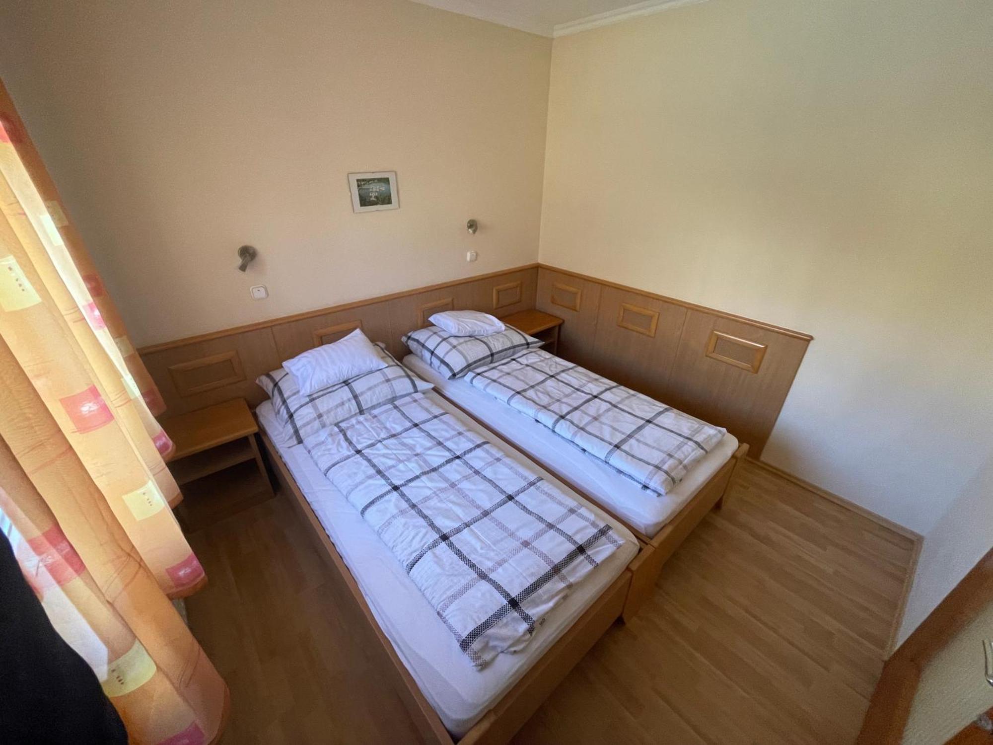 Hévíz Garda Wellness Apartmanhaz الغرفة الصورة